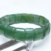 インド翡翠 バングル [t379-3993]