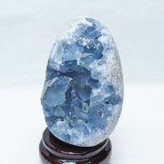 セレスタイトの意味 | 深い安らぎと心身の浄化をもたらす天青石（てん