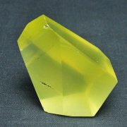 赤石、水晶の原石【一番格調が高いとされる黄色水晶】 t386-7213_1.jpg