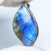 ラブラドライト ペンダント [t409-4158]