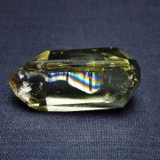 虹入り 黄水晶(シトリン) 原石 [t436-2981]