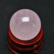 約:98mm1390gAAA級天然ローズクォーツ丸玉B85E1/221E01B 楽天市場】高ランク 天然石 置玉 ローズクォーツ 紅水晶 丸玉