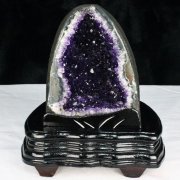 18.6Kg ブラジル産 アメジストドーム 同梱不可 [t611-10208]