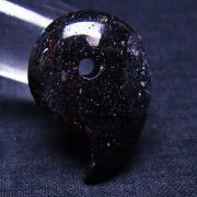 ブラックオパール 勾玉[T468-378]