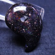 ブラックオパール 勾玉[T468-447]