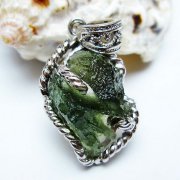 モルダバイト ペンダント [t525-2287]