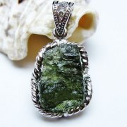 2Kg グリーンファントム水晶 丸玉 118mm [t100-4699]