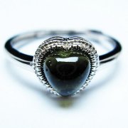 モルダバイト（モルダウ石）「指輪」の商品一覧ページ