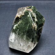 グリーンファントム 原石 [t577-4855]