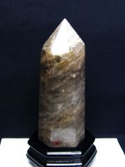 1.7Kg ライトニング水晶 六角柱 [t581-5591]