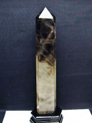 1.7Kg ライトニング水晶 六角柱[T581-6118]