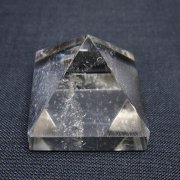 ヒマラヤ水晶ピラミッド [t600-2571]