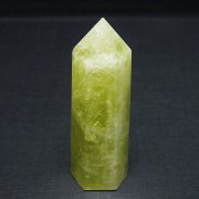 ファントム（幻影水晶）は石の成長力が見える幻想的な天然石