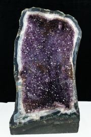 アメジスト（紫水晶）「アメジストドーム100000円～」の商品一覧ページ