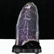 19Kg ブラジル産 アメジストドーム同梱不可 [t611-10688]