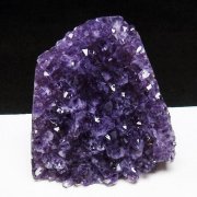 アメジスト（紫水晶）「ウルグアイ産クラスター」の商品一覧ページ