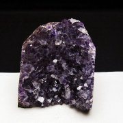ウルグアイ産アメジストクラスター
