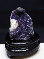 アメジスト（紫水晶）「ウルグアイ産クラスター」の商品一覧ページ