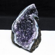 アメジスト（紫水晶）「ウルグアイ産ドーム」の商品一覧ページ