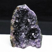 アメジスト（紫水晶）「ウルグアイ産クラスター」の商品一覧ページ