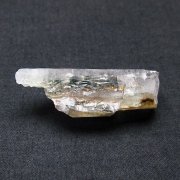 ガーデンルチル入り 水晶 原石[T626-1341]