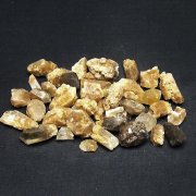 ルチル入り 水晶 原石 [t626-1665]