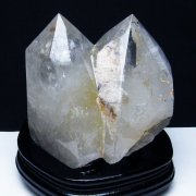 2.9Kg ガーデンクォーツ（庭園水晶） ダブルポイント[T627-6153]