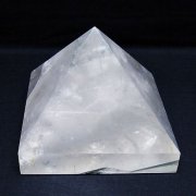 ガーデンルチル水晶ピラミッド[T648-3746]