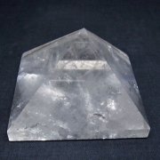 ヒマラヤ水晶ピラミッド [t648-3831]