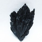 ブラック カイヤナイト 原石 [t697-4210]