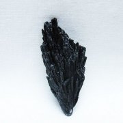 ブラック カイヤナイト 原石 [t697-4211]