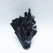 ブラック カイヤナイト 原石 [t697-4232]