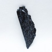 ブラック カイヤナイト 原石 [t697-4380]