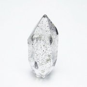 シュンガイトの意味｜美容を促進するフラーレンを含有