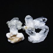 水晶クラスターの卸専門店｜パワーストーンと空間の浄化に最適