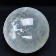 アメジストドームの年間取扱い量10,000本以上の誠安天然石専門店