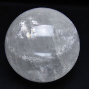 虹入り カルサイト 丸玉 78mm [t758-2264]