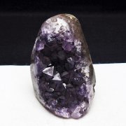 ウルグアイ産アメジストクラスター