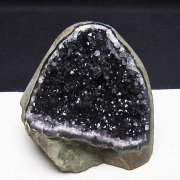 アメジスト（紫水晶）「ウルグアイ産クラスター」の商品一覧ページ