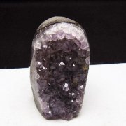 アメジスト（紫水晶）「ウルグアイ産クラスター」の商品一覧ページ