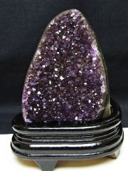 アメジスト（紫水晶）「ウルグアイ産クラスター」の商品一覧ページ