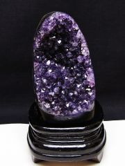 アメジスト（紫水晶）「ウルグアイ産クラスター」の商品一覧ページ