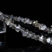 スティブナイト（輝安鉱）入り | ハーキマーダイヤモンド水晶 ブレスレット [T99-5900]