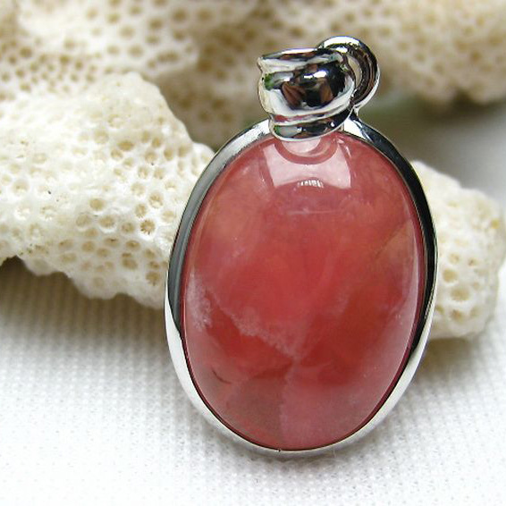 インカローズ ロードクロサイト ペンダント [T117-1213]