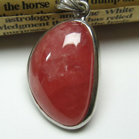 インカローズ ロードクロサイト ペンダント [T117-1939]