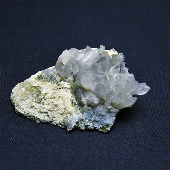 グリーンファントムクォーツ　クラスター アメリカ産 [t126-7755]