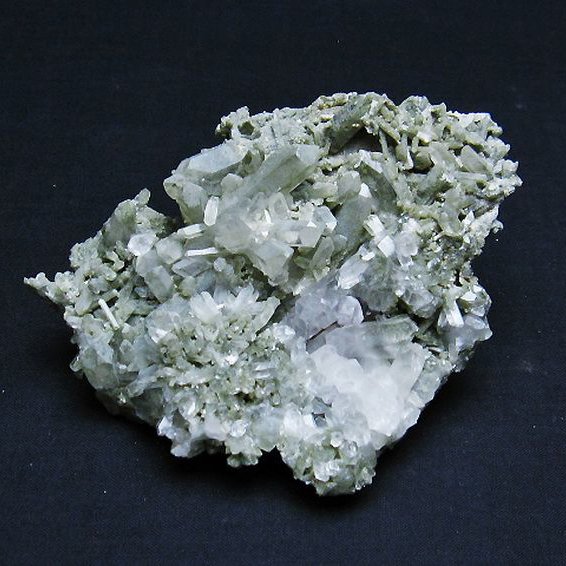 グリーンファントムクォーツ　クラスター アメリカ産 [T126-7816]