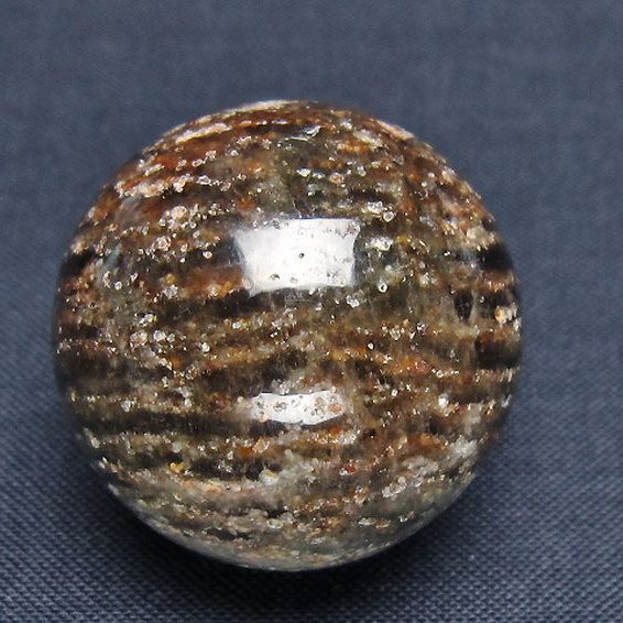 赤ガーデンファントム水晶 丸玉 29mm [t129-3075]