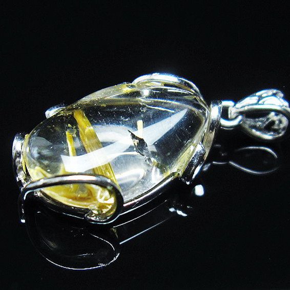 ゴールドタイチンルチル ペンダント [T134-3760]