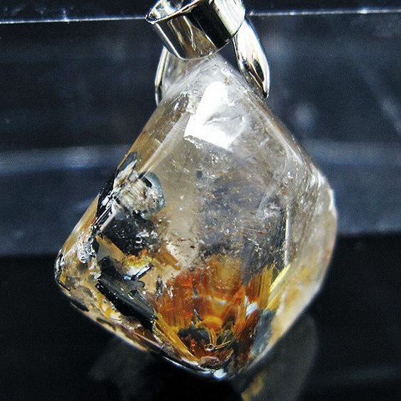 ゴールドタイチンルチル ペンダント [T134-3945]